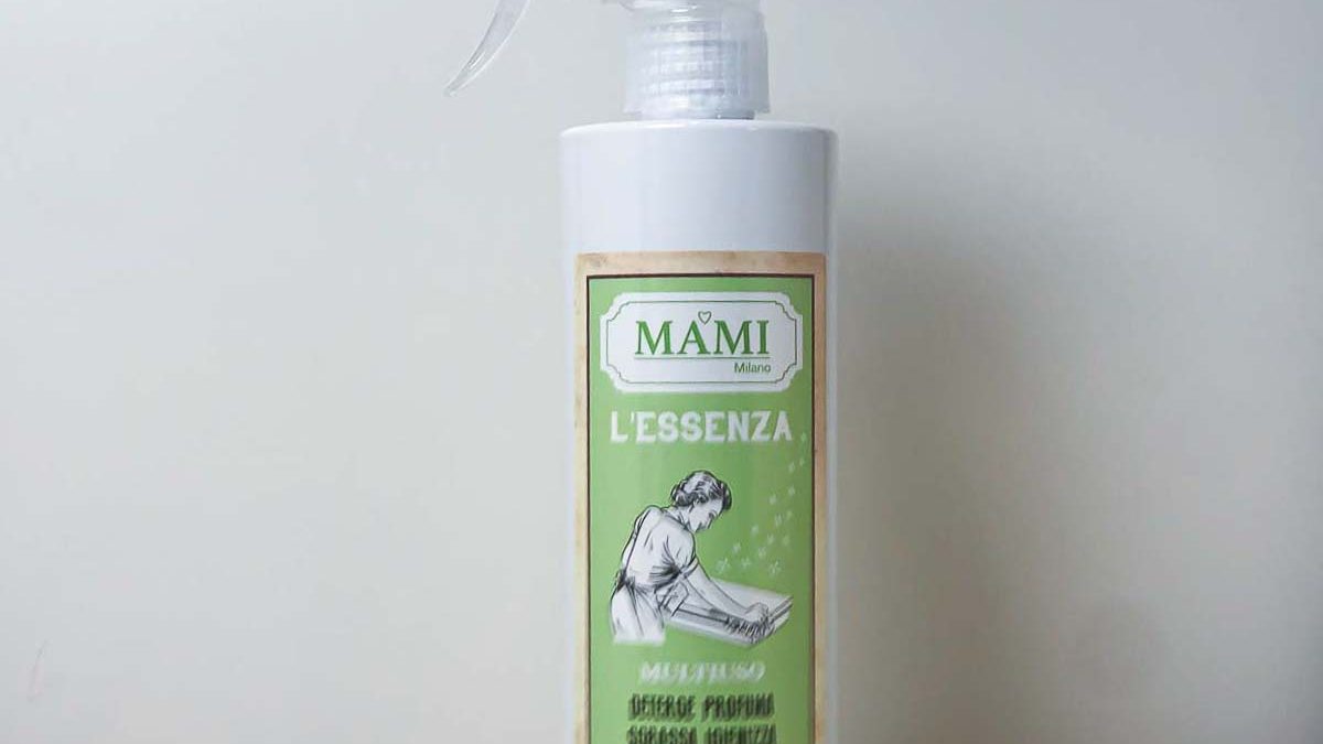 L' essenza multiuso spray aria di primavera Mami Milano ml 500